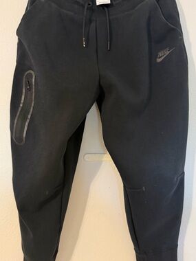 Nike Black Men's Joggers Sweatpants